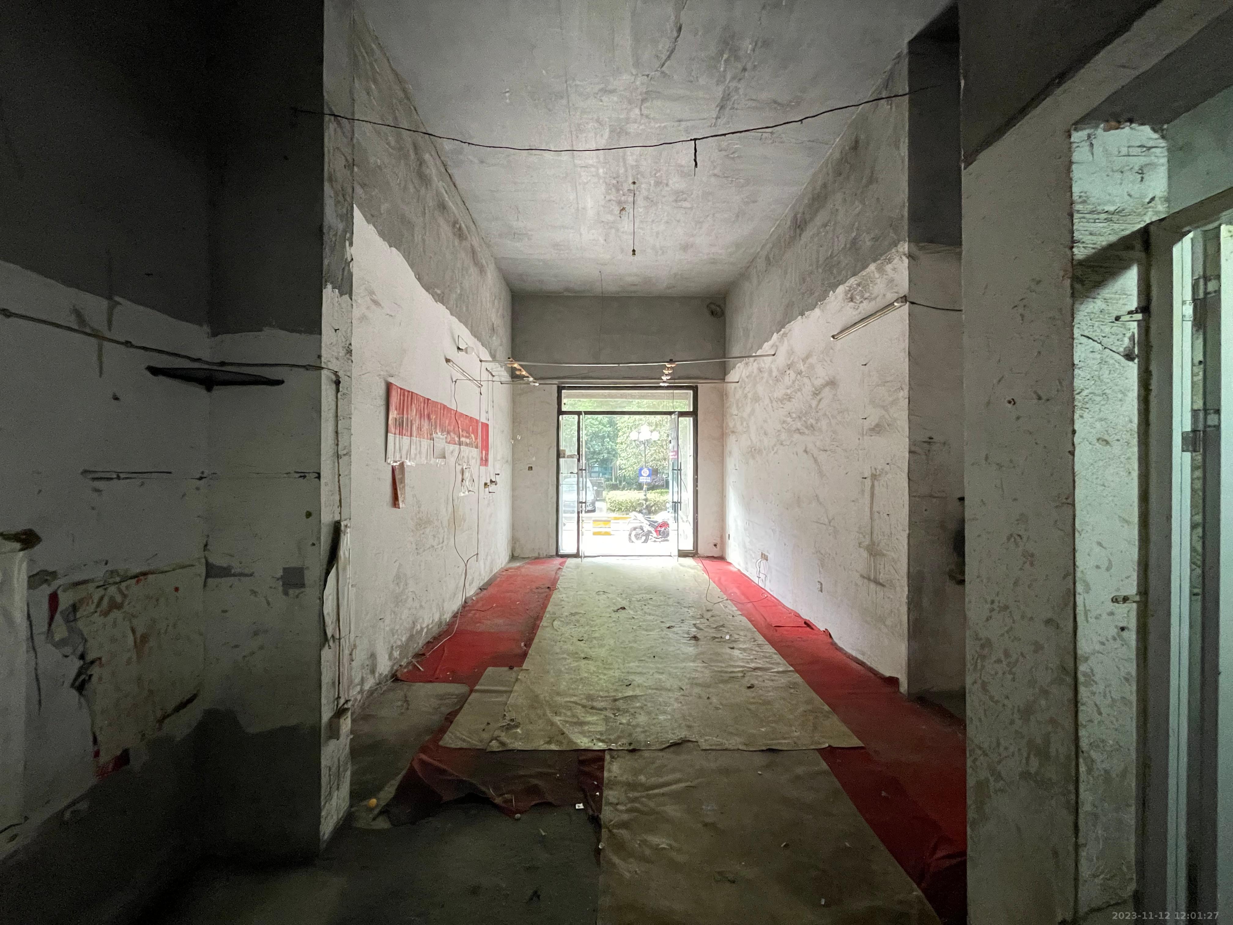 恒大名都   38.01㎡      2300.0元/月室内图