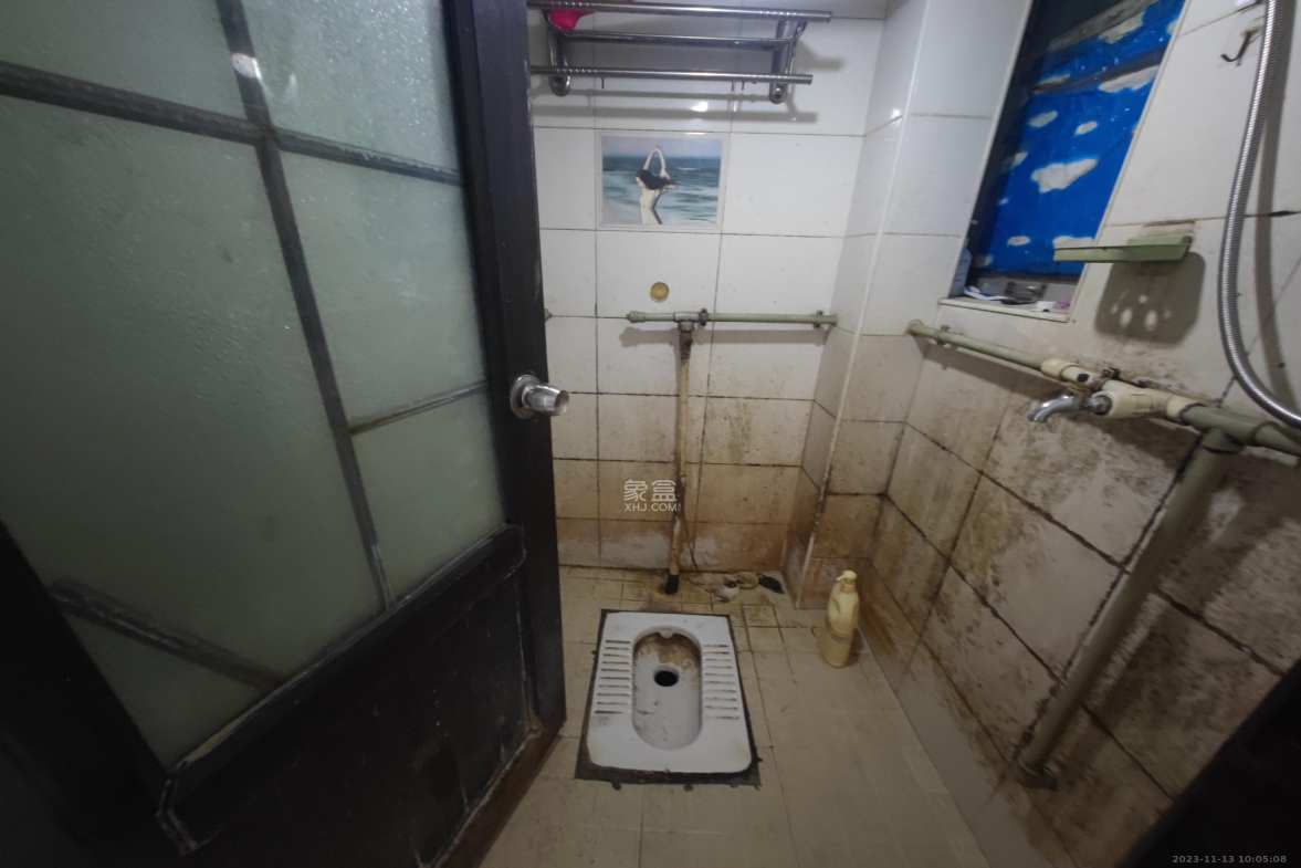 佳园星城  3室2厅1卫    1600.0元/月室内图