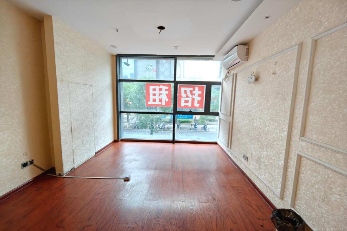 美的城一期 1室1厅1卫 8000.0元/月 美的城一期 1室1厅1卫 8000.0元/月室内图