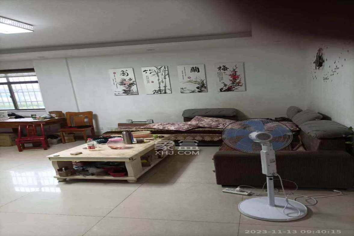 仁和苑  3室2厅1卫    2000.0元/月室内图1