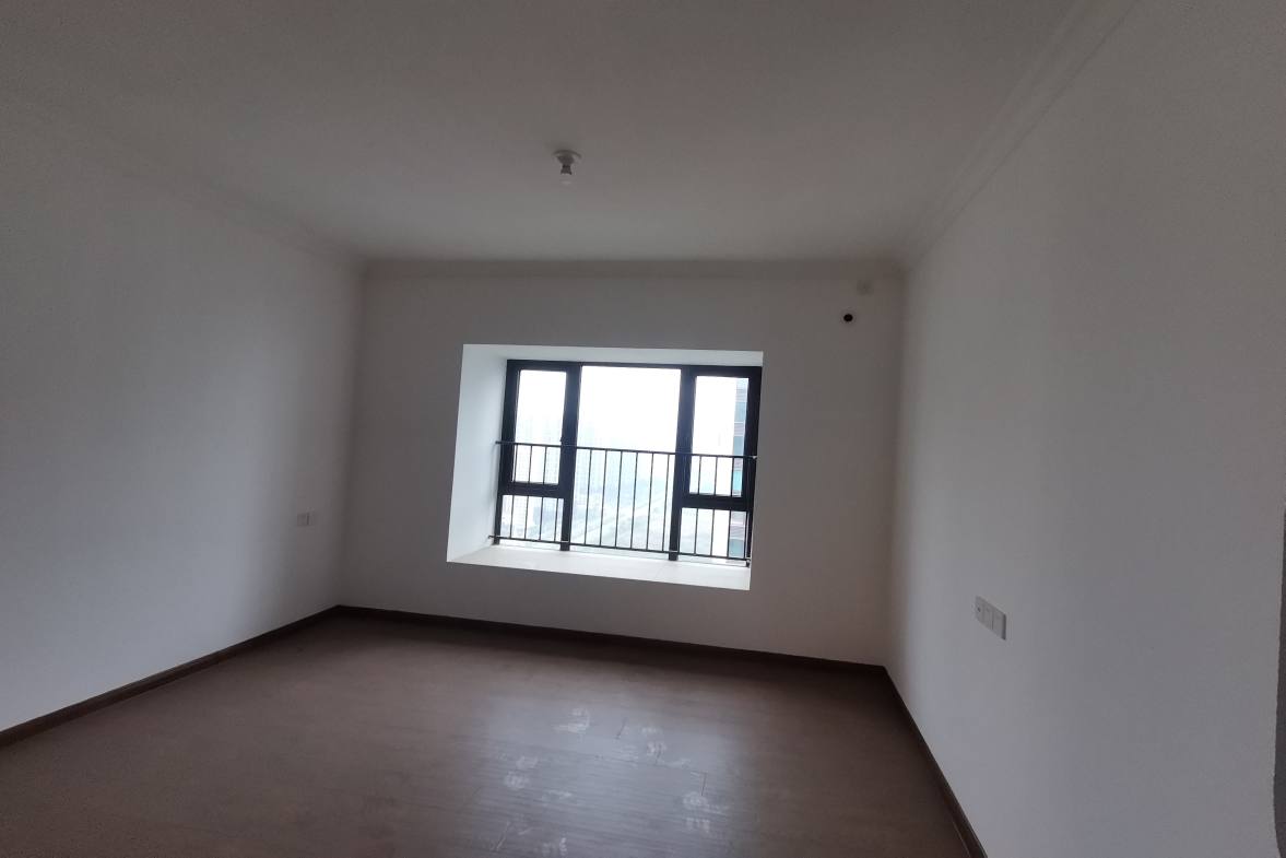 碧桂园正央时代  4室2厅2卫    108.0万客厅