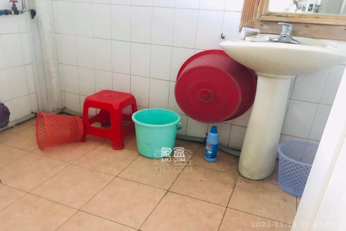 廖家冲  3室2厅2卫    1200.0元/月室内图