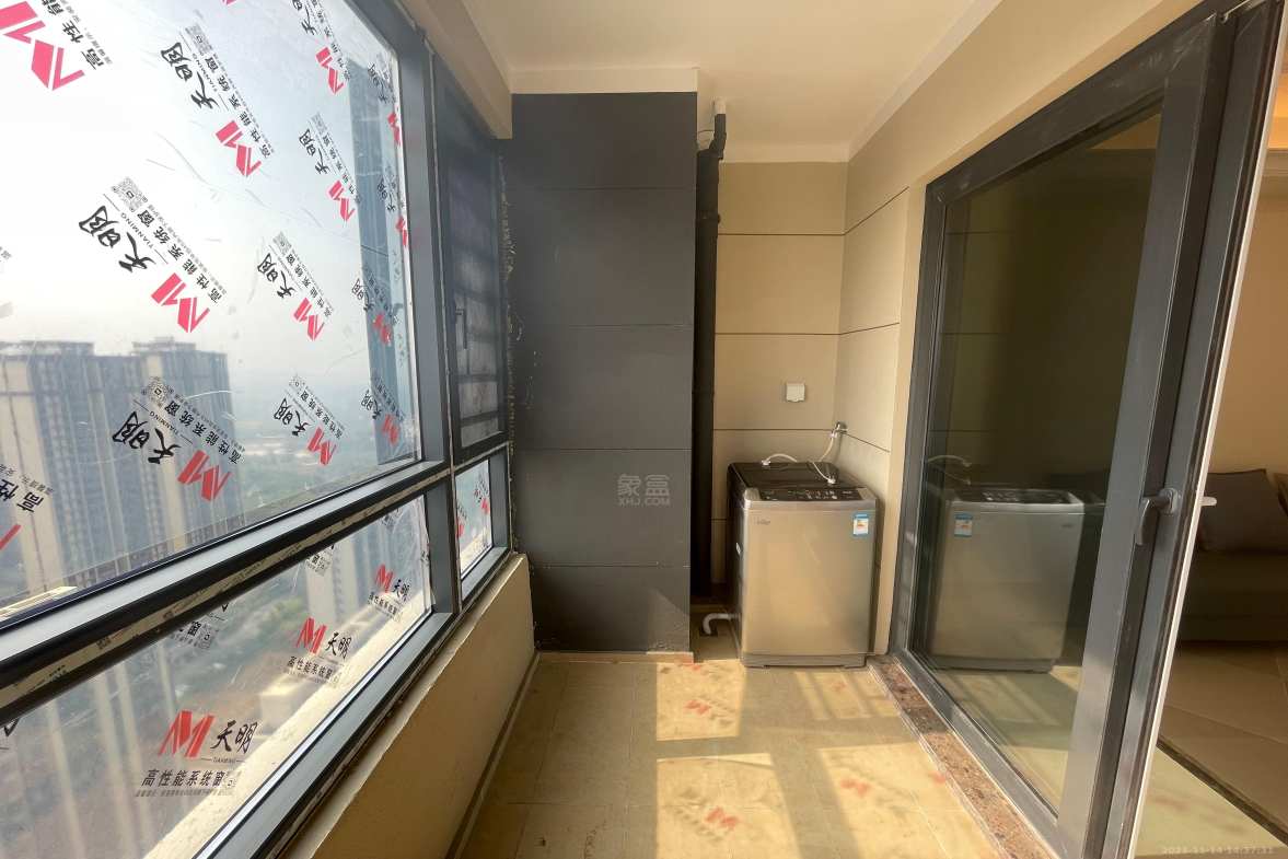 金科集美雅郡 3室2厅1卫 1800.0元/月 金科集美雅郡 3室2厅1卫 1800.0元/月室内图