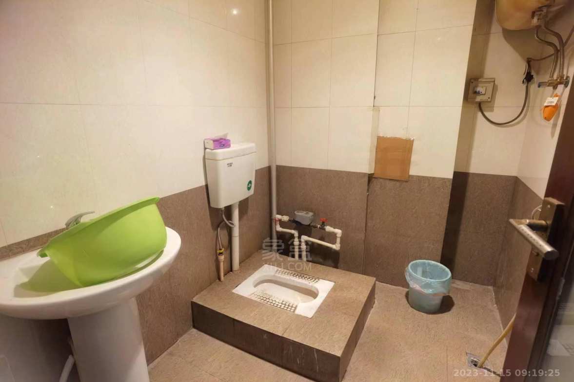 时尚新天地(平和堂) 1室1厅1卫 1300.0元/月 时尚新天地(平和堂) 1室1厅1卫 1300.0元/月室内图