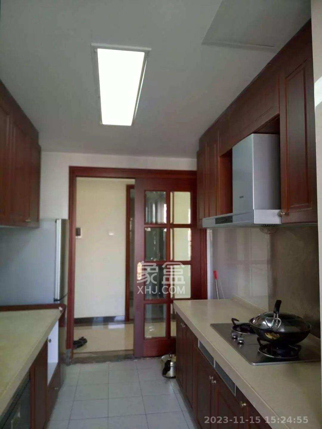 恒大绿洲  3室2厅1卫    3500.0元/月室内图