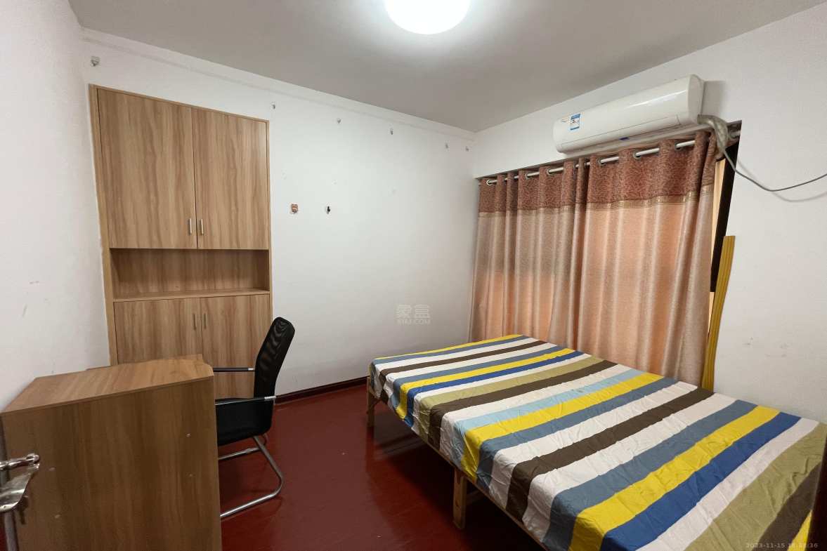 蓝溪谷  3室2厅1卫    1700.0元/月室内图