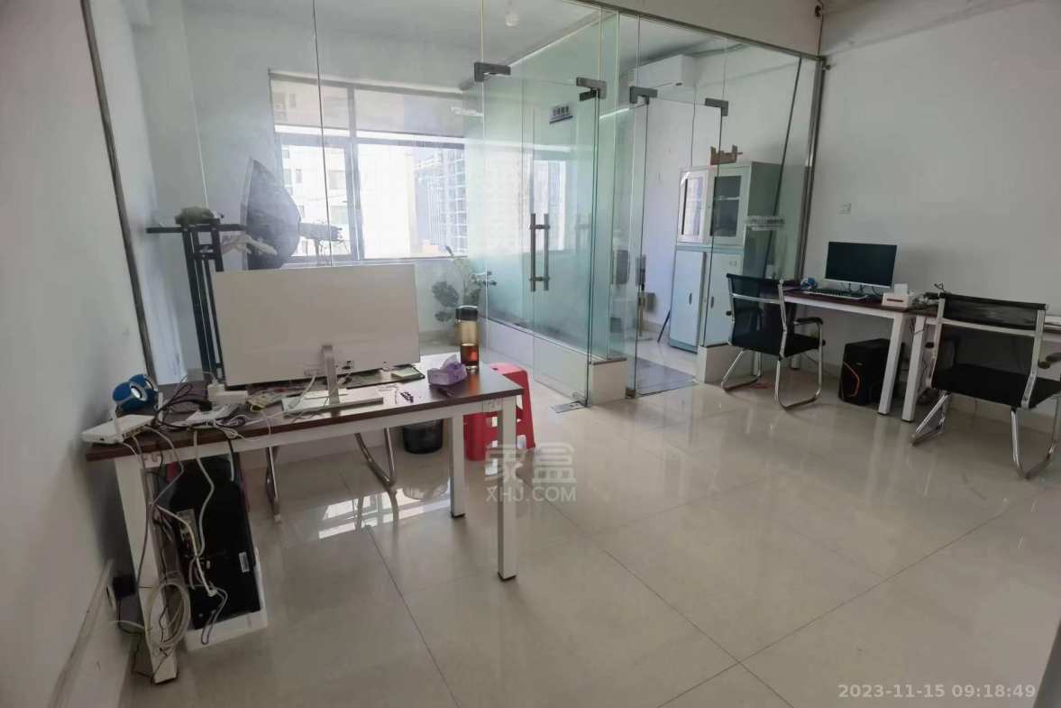 时尚新天地(平和堂) 1室1厅1卫 1300.0元/月 时尚新天地(平和堂) 1室1厅1卫 1300.0元/月室内图