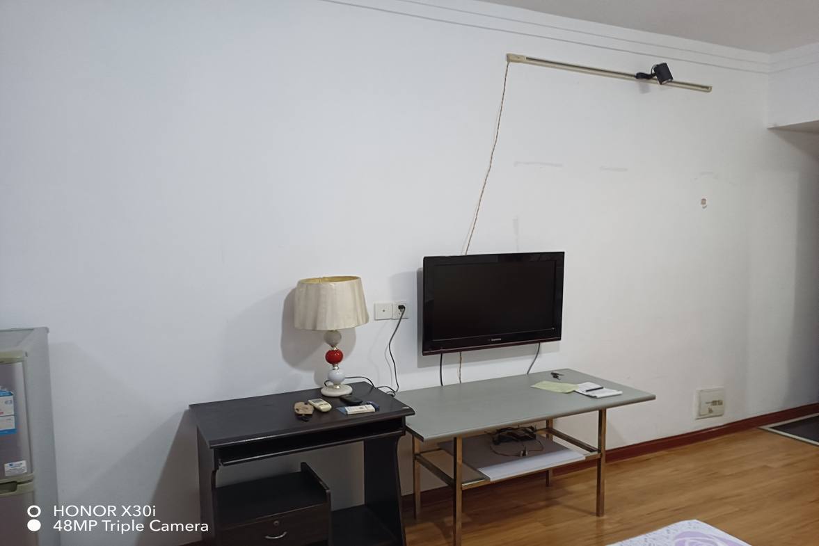 星海名都 1室1厅1卫 27.8万 星海名都 1室1厅1卫 27.8万客厅