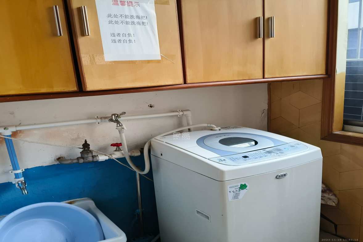 华侨星都  4室2厅2卫   2500.00元/月室内图