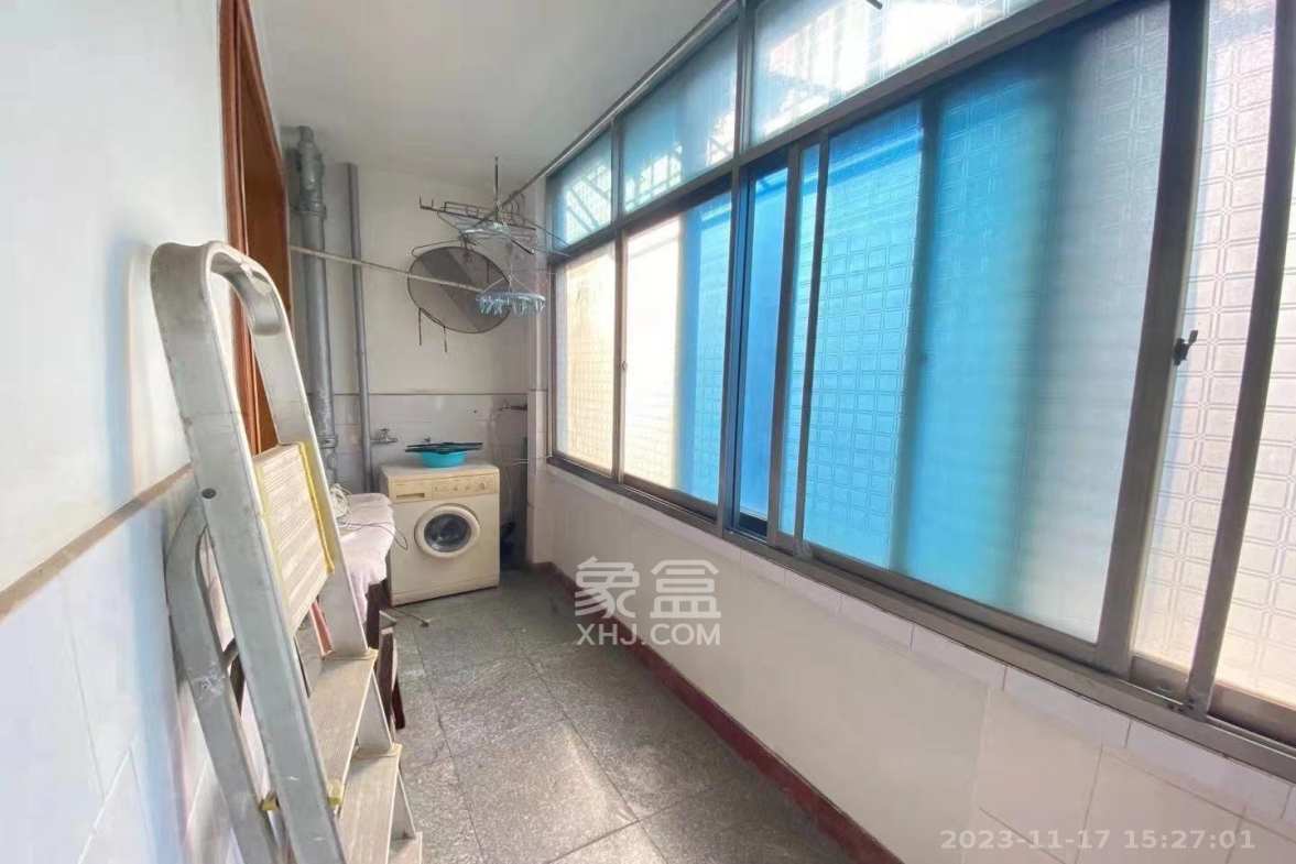 财政局小区-凤凰台巷70号  2室2厅1卫   2500.00元/月室内图