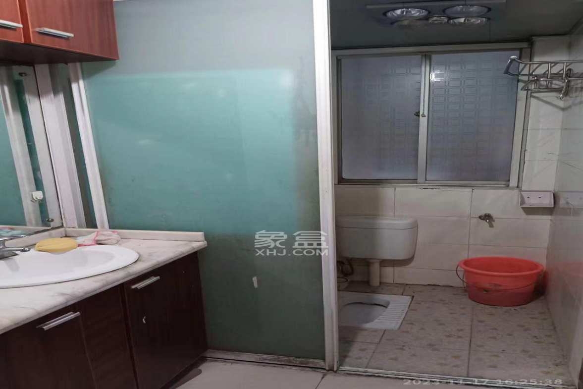 湘绣城  3室2厅1卫    1400.0元/月室内图