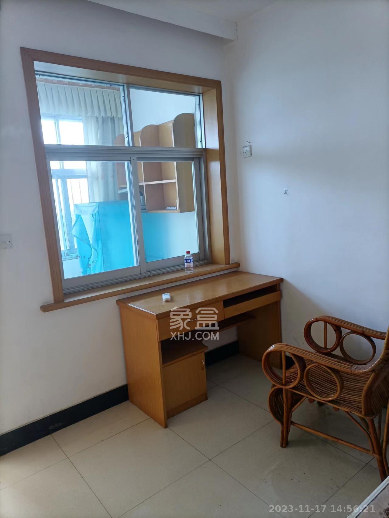 雨湖路98号  3室2厅2卫    36.8万