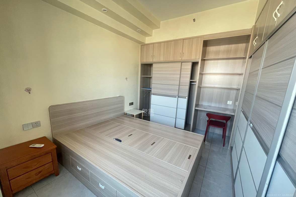 洋湖时代  0室0厅0卫    1500.0元/月 洋湖时代  0室0厅0卫    1500.0元/月室内图