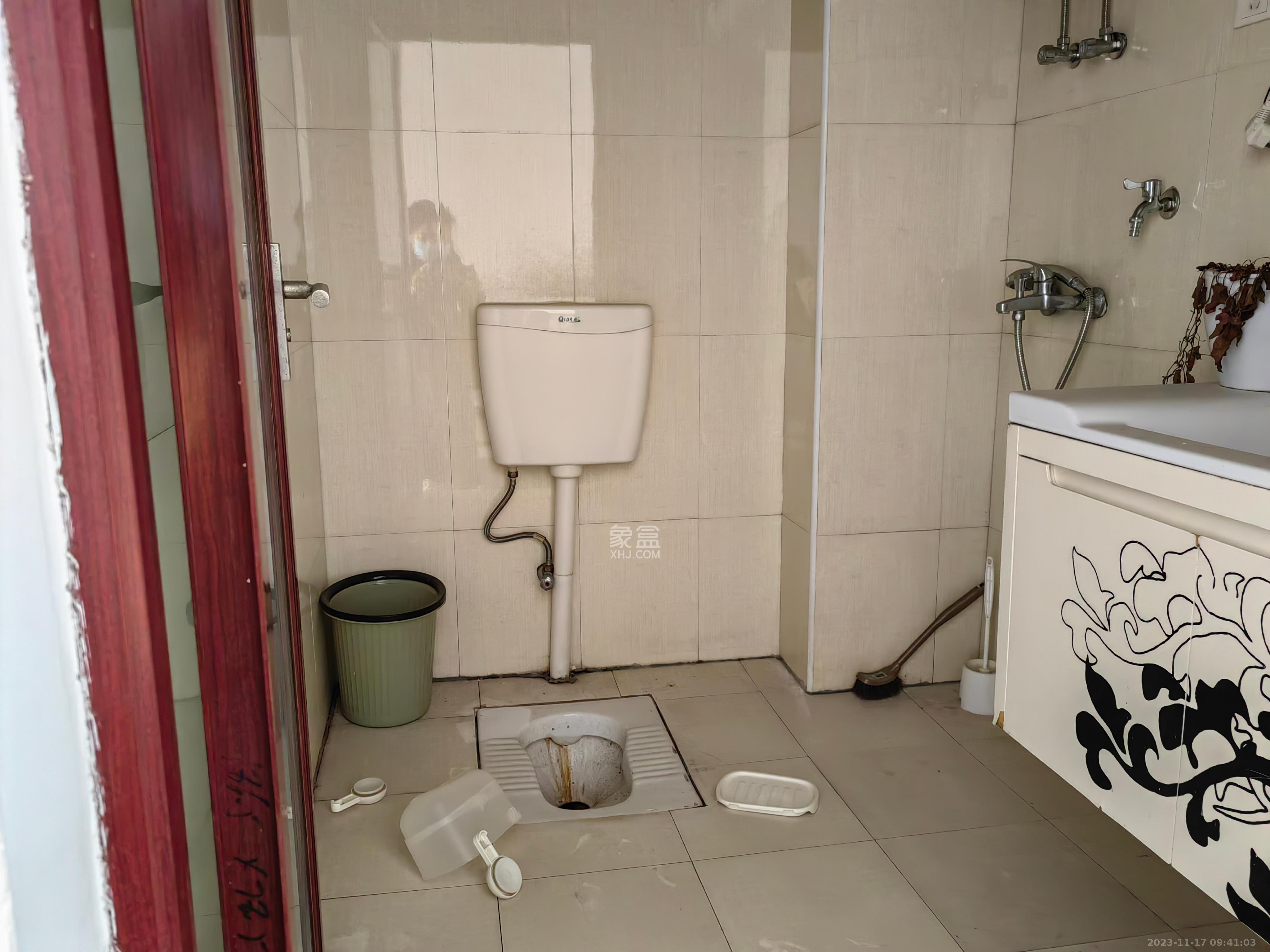 华翼府   139.14㎡      3000.0元/月室内图