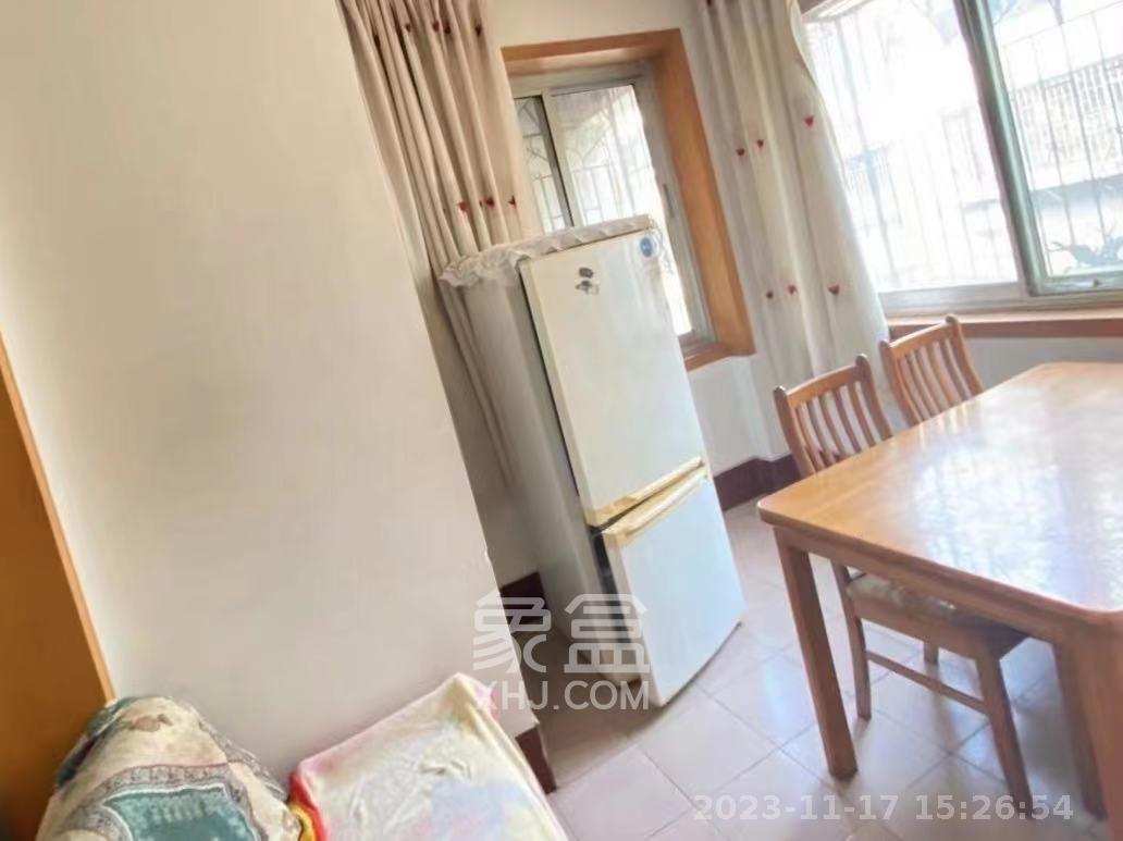财政局小区-凤凰台巷70号  2室2厅1卫   2500.00元/月室内图