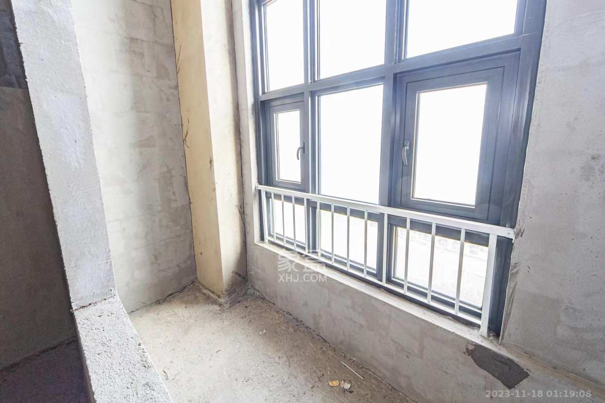 恒大御景半岛锦绣苑 3室2厅2卫 3600.0元/月 恒大御景半岛锦绣苑 3室2厅2卫 3600.0元/月室内图