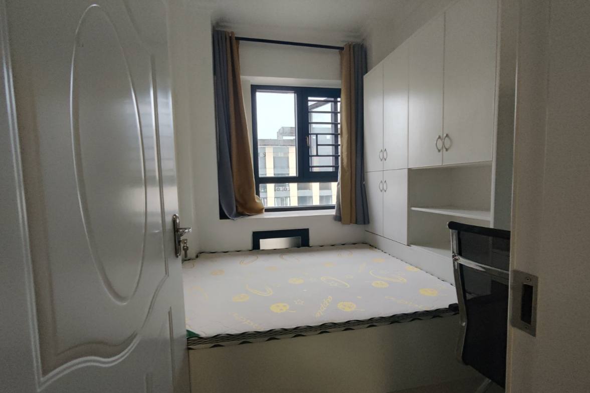 百弘学府城 1室1厅1卫 1000.0元/月 百弘学府城 1室1厅1卫 1000.0元/月室内图