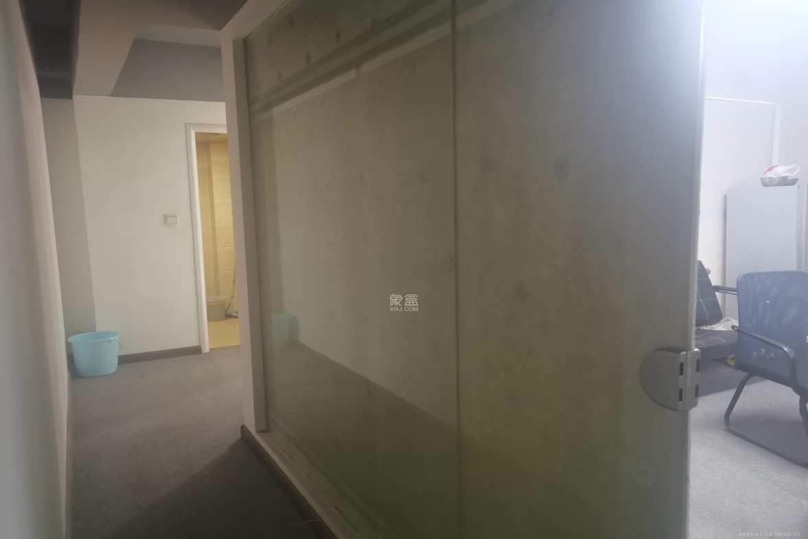 人瑞潇湘国际 1室0厅1卫 10000.0元/月 人瑞潇湘国际 1室0厅1卫 10000.0元/月室内图