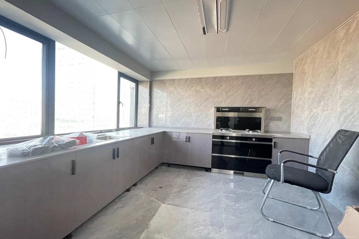 湘域中央 1室1厅1卫 16000.0元/月 湘域中央 1室1厅1卫 16000.0元/月室内图