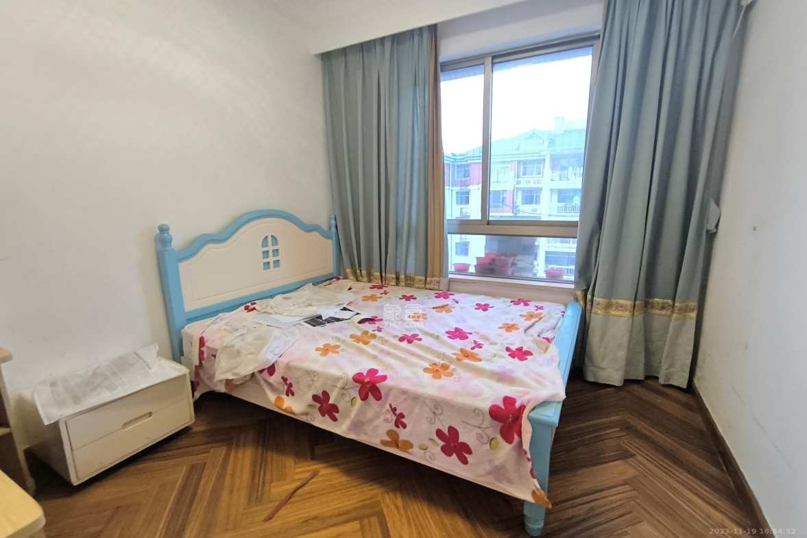 碧桂园威尼斯城  3室2厅2卫    2300.0元/月 碧桂园威尼斯城  3室2厅2卫    2300.0元/月室内图