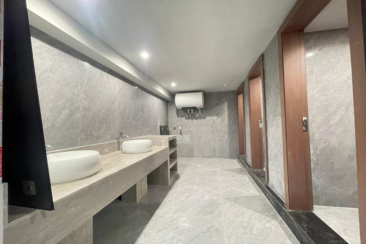 湘域中央 1室1厅1卫 16000.0元/月 湘域中央 1室1厅1卫 16000.0元/月室内图