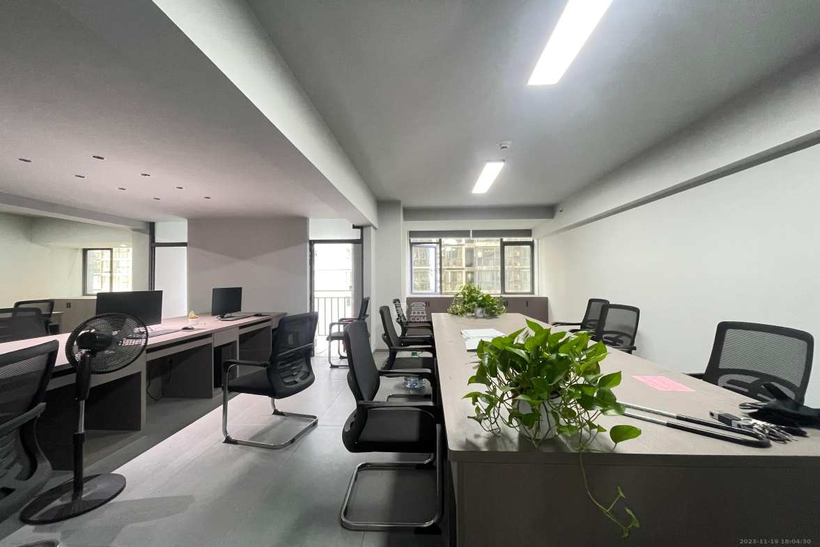 湘域中央 1室1厅1卫 16000.0元/月 湘域中央 1室1厅1卫 16000.0元/月室内图