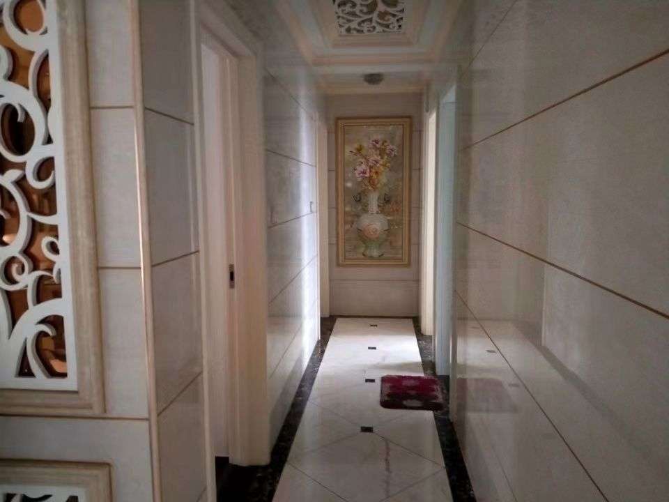 城南壹号 3室2厅2卫 2000.0元/月 城南壹号 3室2厅2卫 2000.0元/月室内图