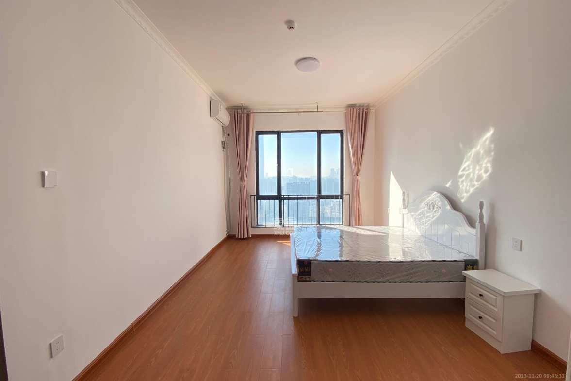 复地崑玉国际一期  4室2厅2卫    6000.0元/月室内图