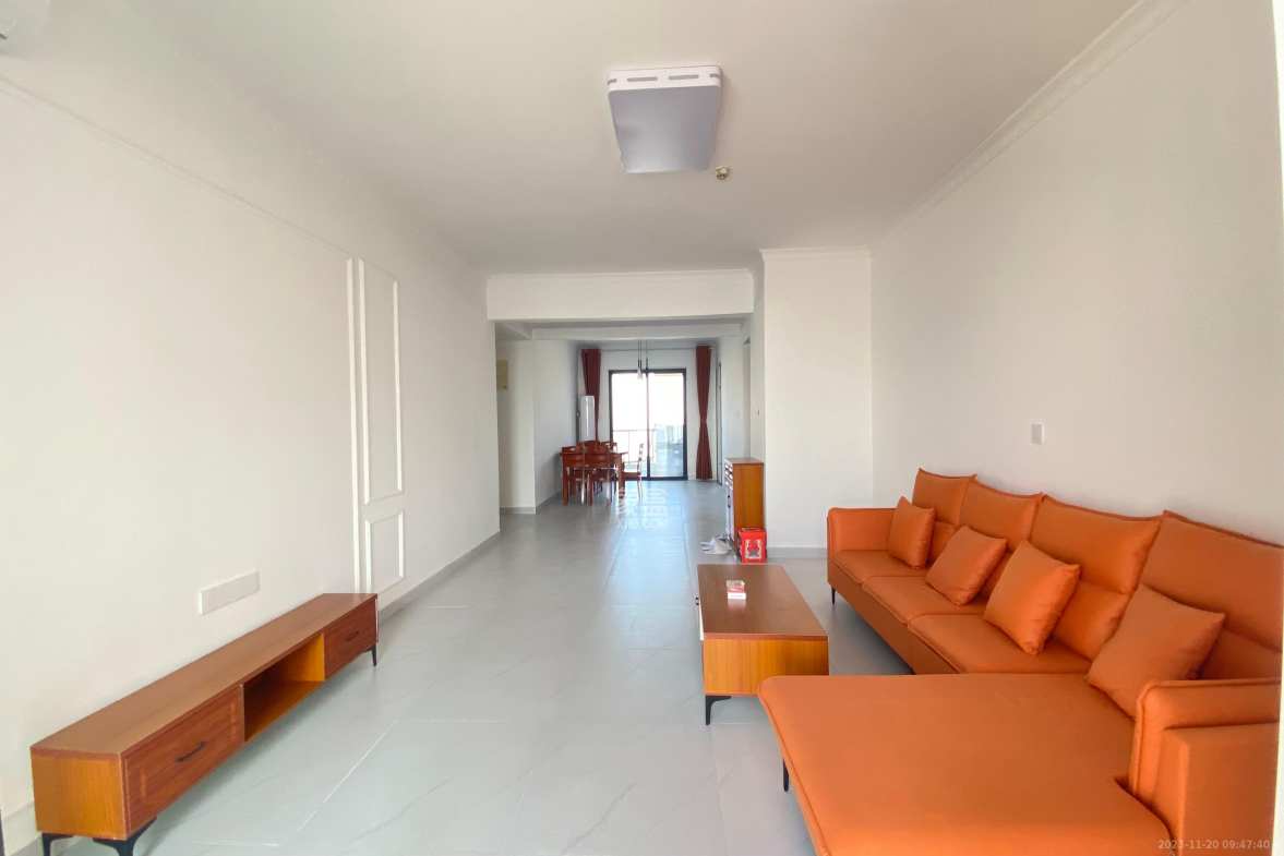 复地崑玉国际一期  4室2厅2卫    6000.0元/月室内图