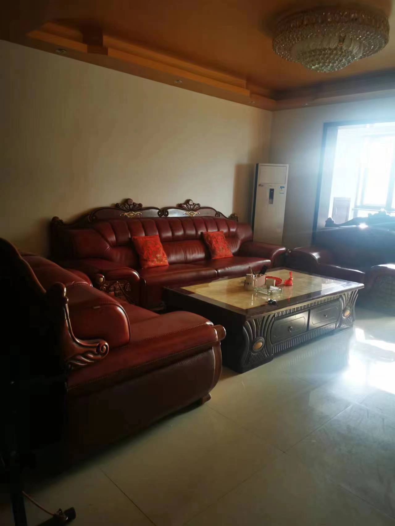 大同芙蓉  3室2厅1卫    2500.0元/月