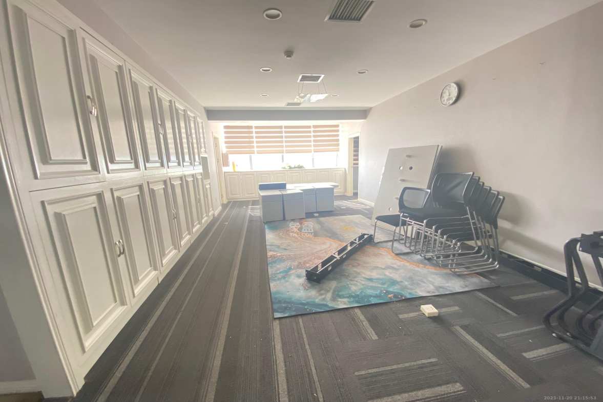 湘域中央  1室1厅1卫    9000.0元/月 湘域中央  1室1厅1卫    9000.0元/月室内图