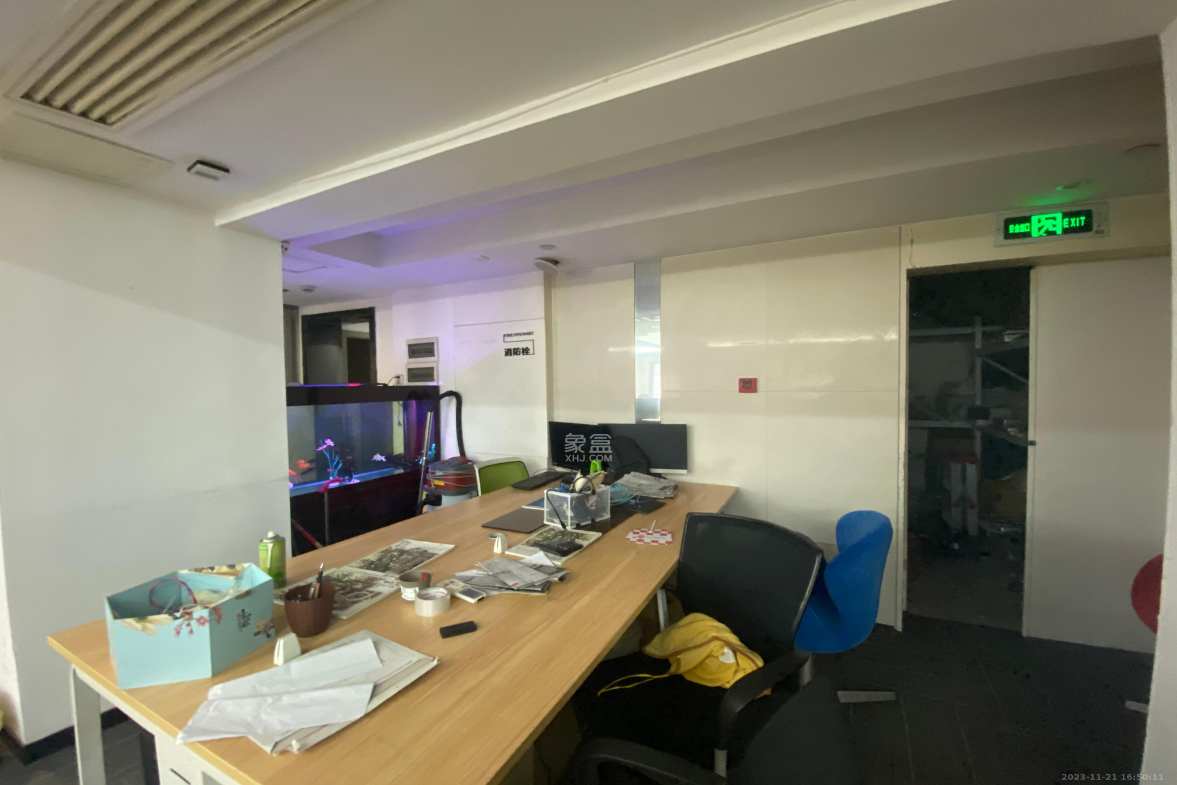 东怡外国(南湖一号)  1室1厅1卫    13500.0元/月 东怡外国(南湖一号)  1室1厅1卫    13500.0元/月室内图