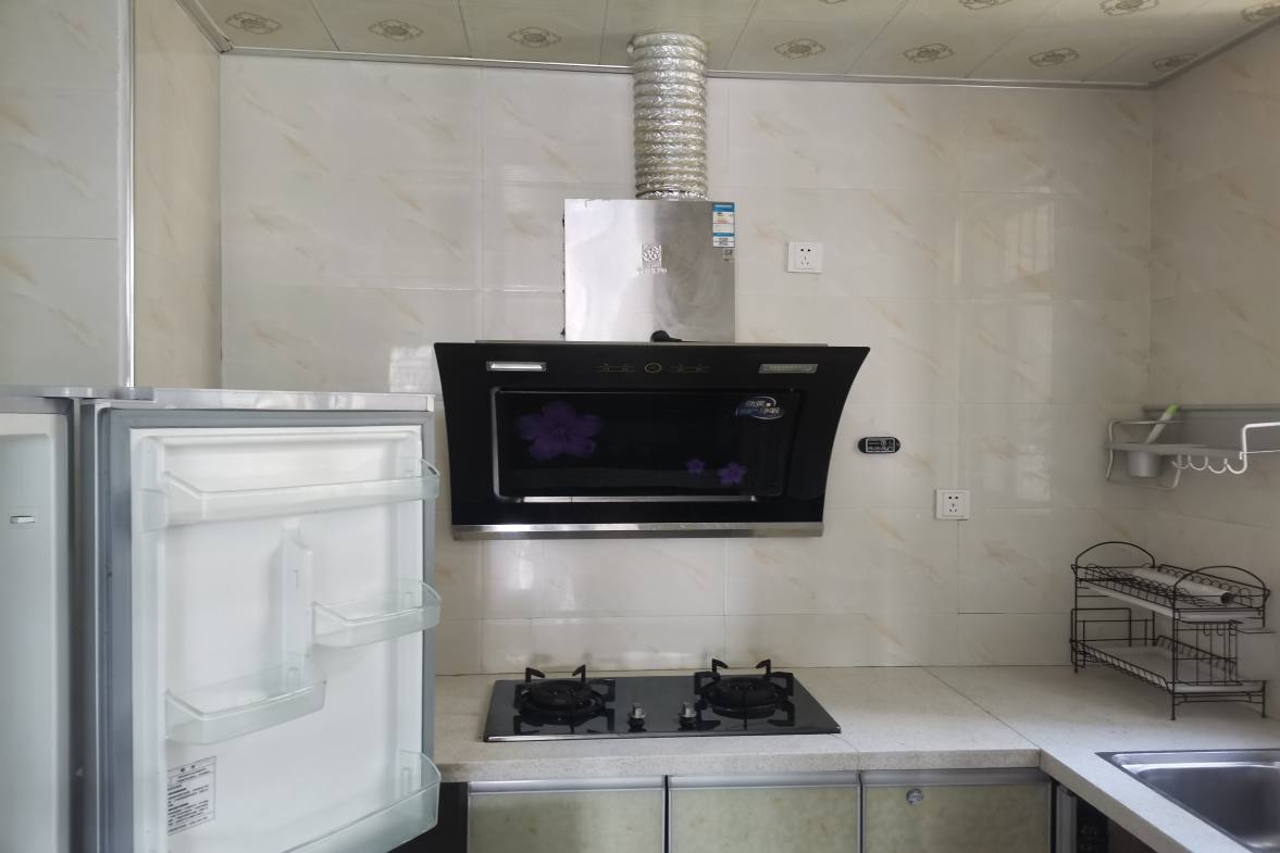 上尚城 2室2厅1卫 1600.0元/月 上尚城 2室2厅1卫 1600.0元/月室内图