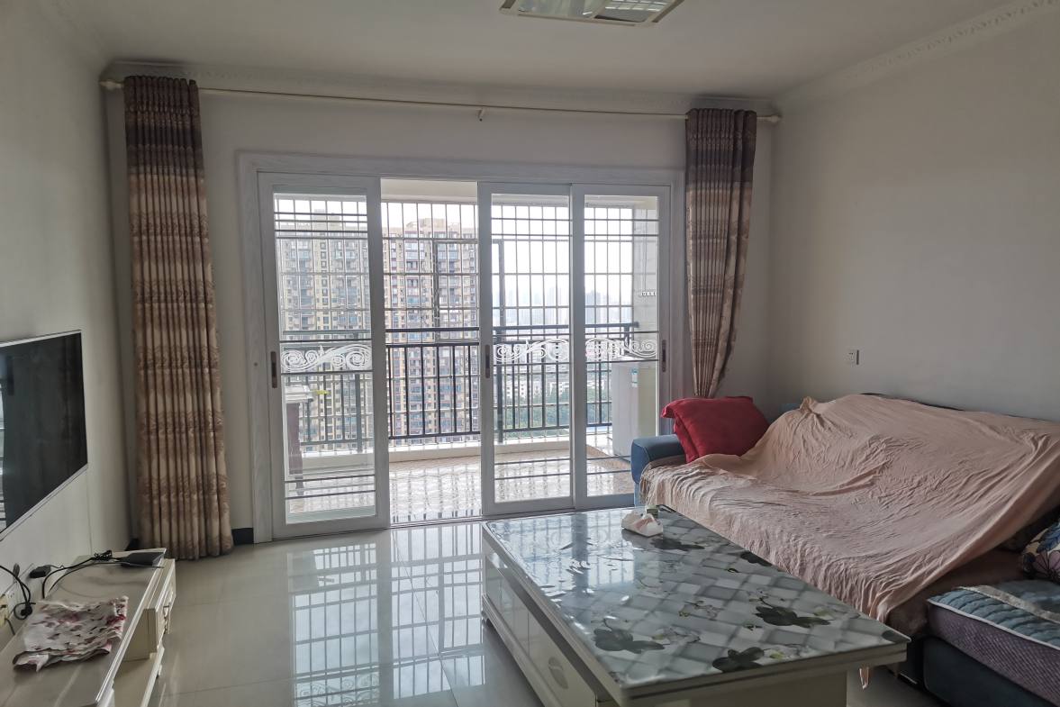 上尚城 2室2厅1卫 1600.0元/月 上尚城 2室2厅1卫 1600.0元/月室内图