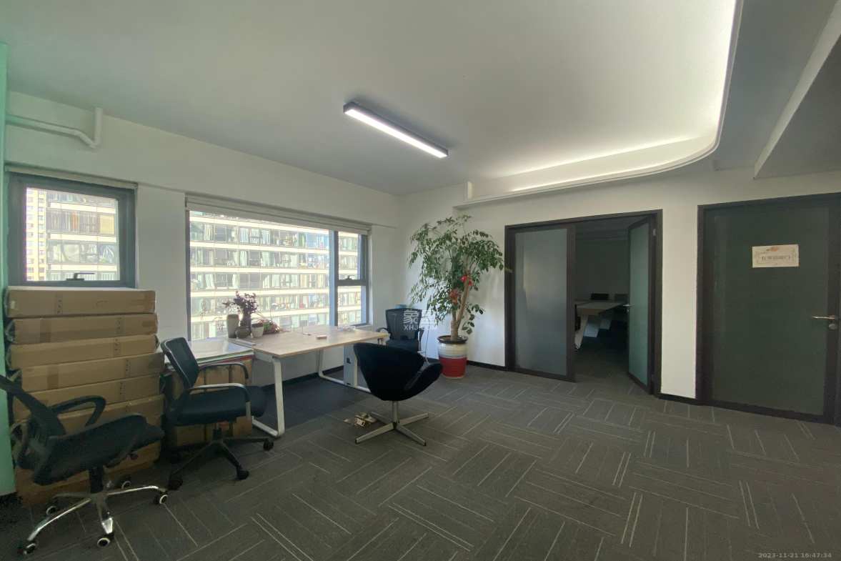 东怡外国（南湖一号)  1室1厅1卫    13500.0元/月室内图