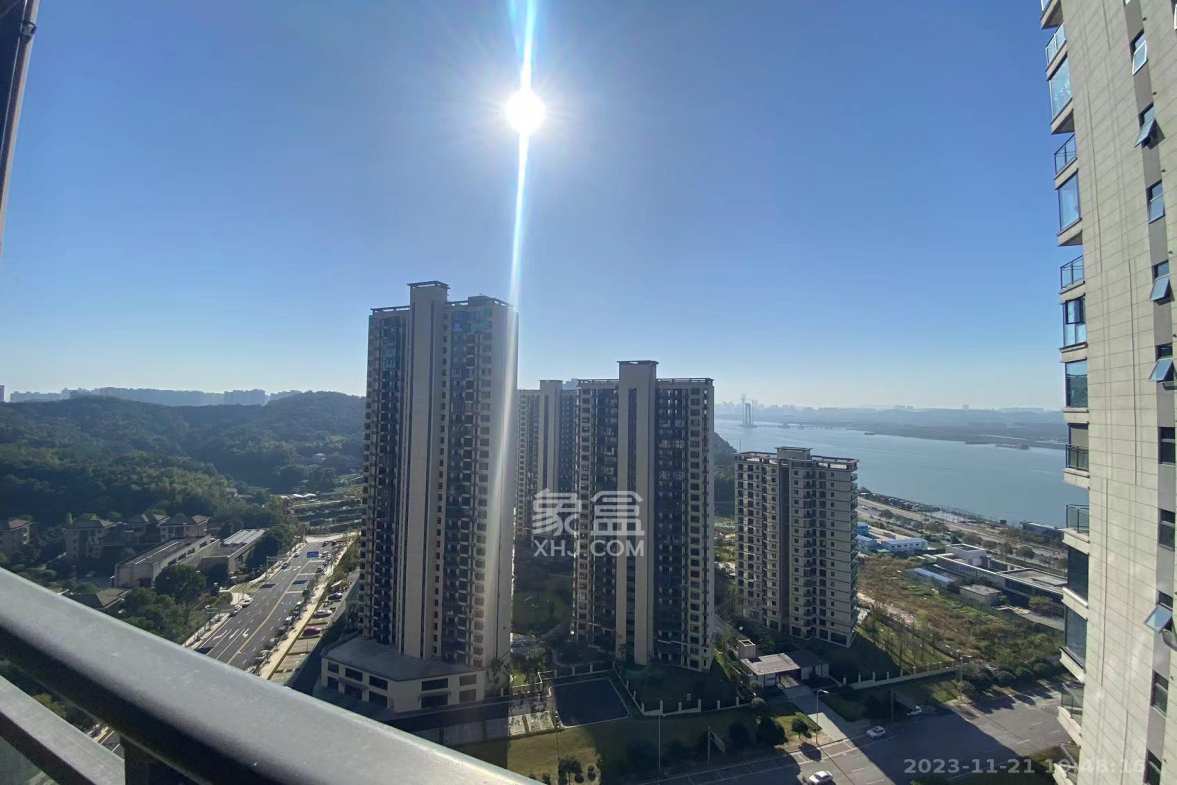 长沙万境潇湘  4室2厅1卫   6000.00元/月室内图