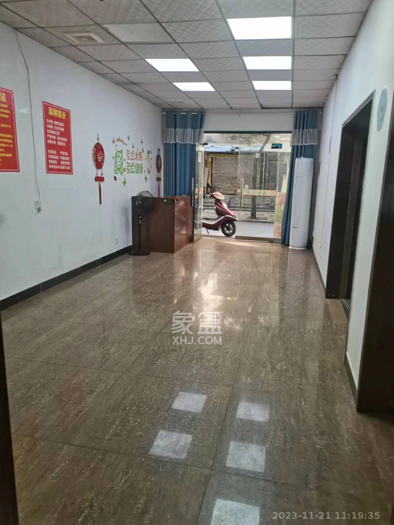 繁城西村   70.0㎡      2200.0元/月室内图