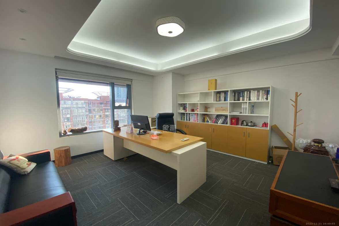 东怡外国(南湖一号)  1室1厅1卫    13500.0元/月 东怡外国(南湖一号)  1室1厅1卫    13500.0元/月室内图