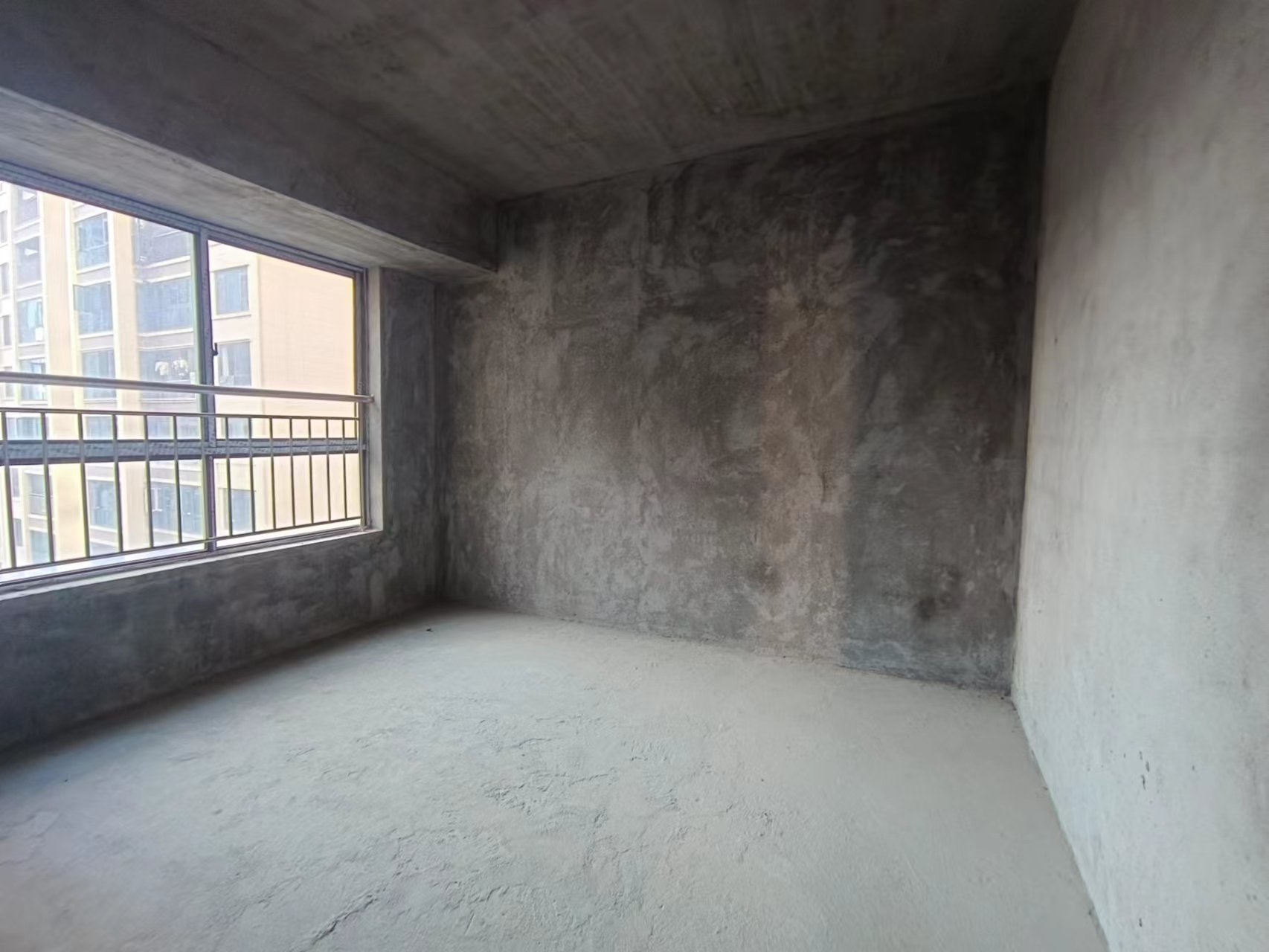 阳光美城  3室2厅2卫    72.0万