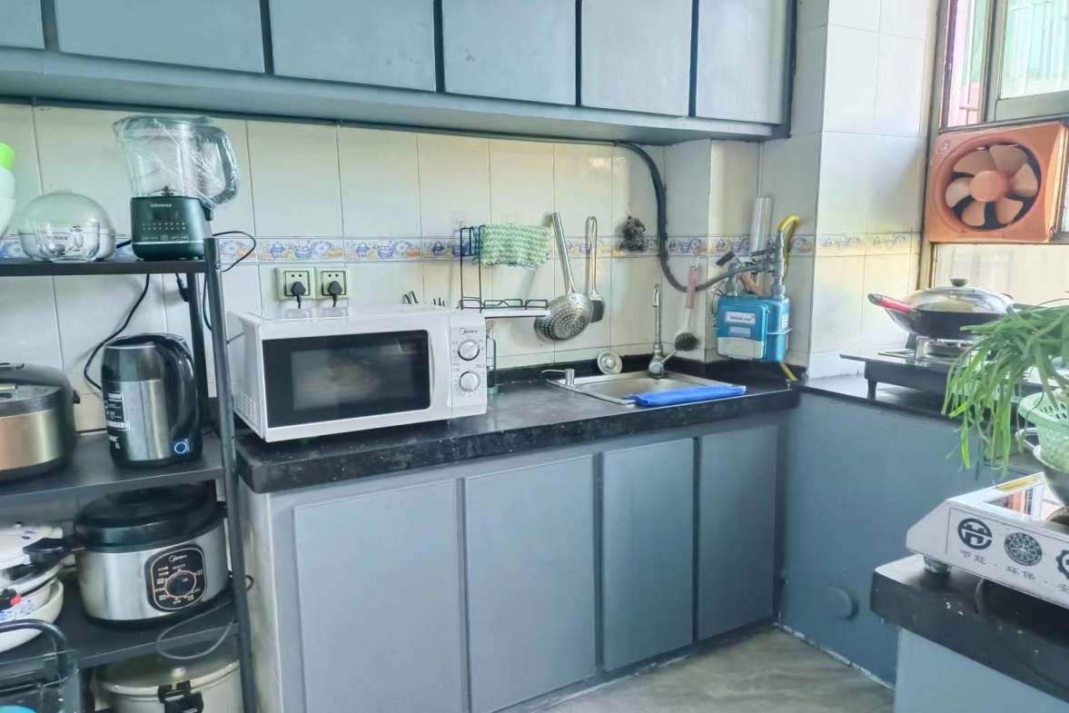 秀峰小区  3室2厅1卫   34.80万室内图