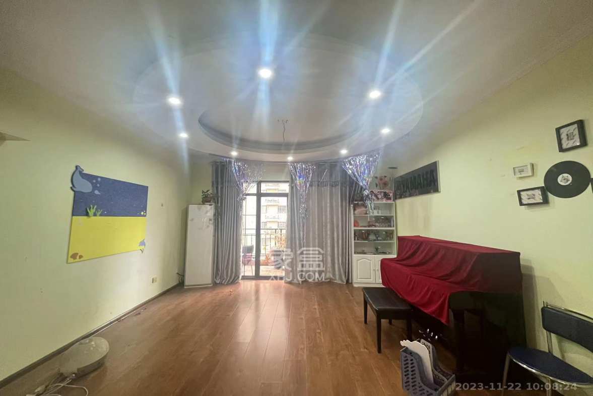 沁园春御院 4室2厅1卫 4000.0元/月 沁园春御院 4室2厅1卫 4000.0元/月户型图