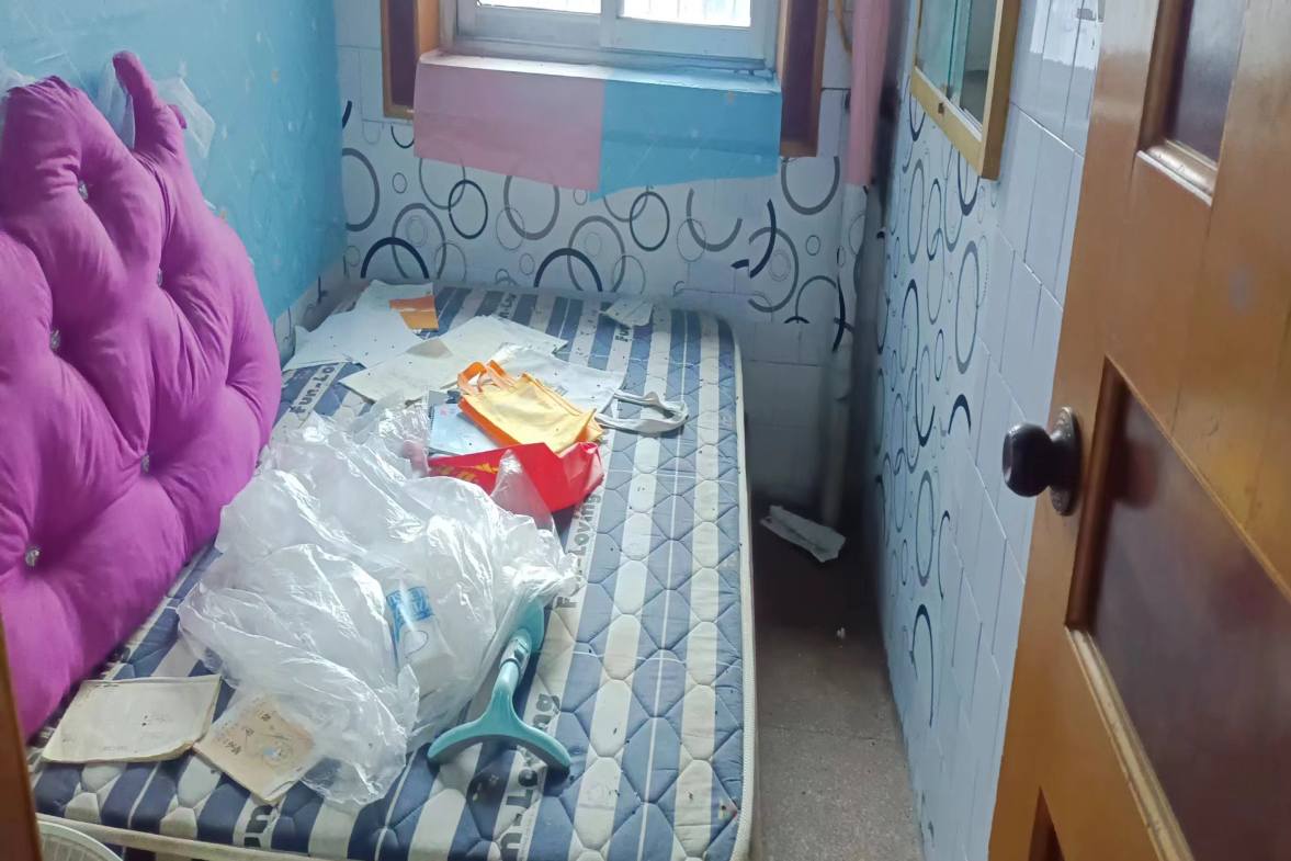 湖南省工程勘察院工勘分院  2室1厅1卫    37.0万客厅