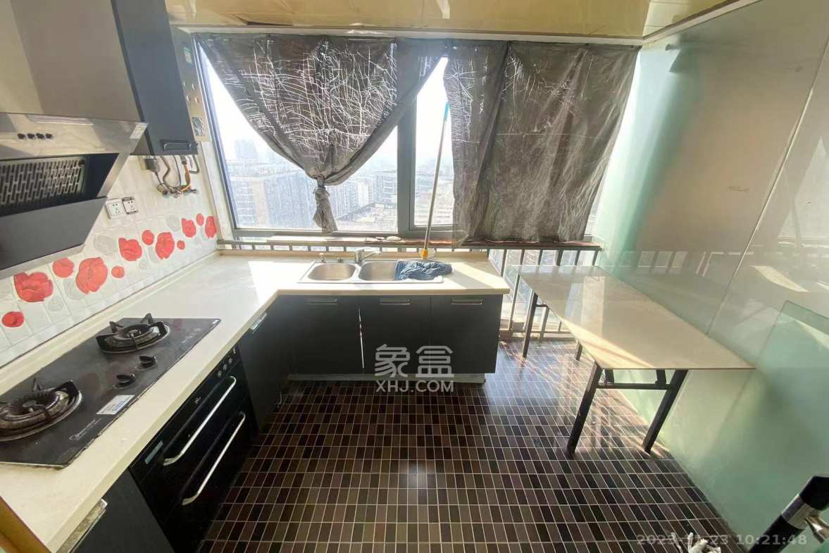 华菱蓝调国际(华菱.香墅美地) 4室2厅2卫 3800.0元/月 华菱蓝调国际(华菱.香墅美地) 4室2厅2卫 3800.0元/月室内图