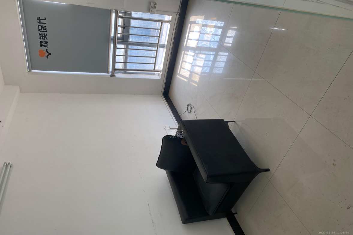 人瑞潇湘国际 1室1厅1卫 5000.0元/月 人瑞潇湘国际 1室1厅1卫 5000.0元/月室内图