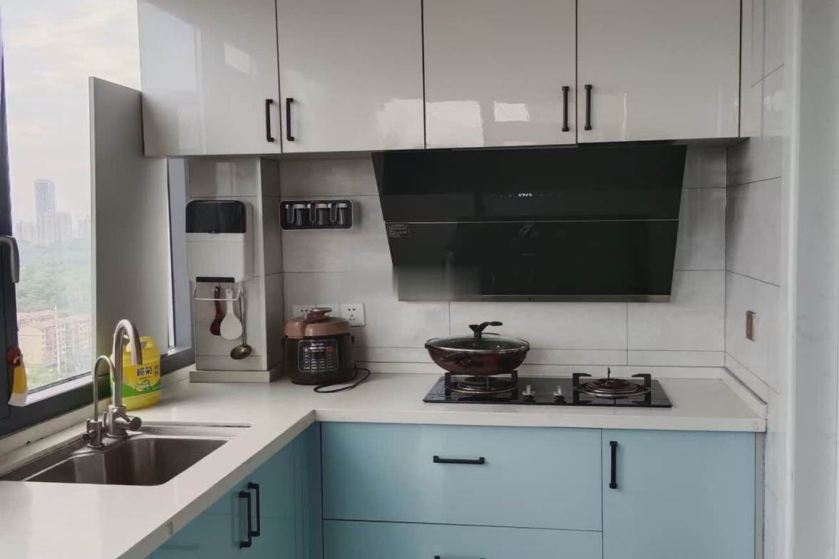 金河湾尚品  1室1厅1卫    1300.0元/月 金河湾尚品  1室1厅1卫    1300.0元/月室内图