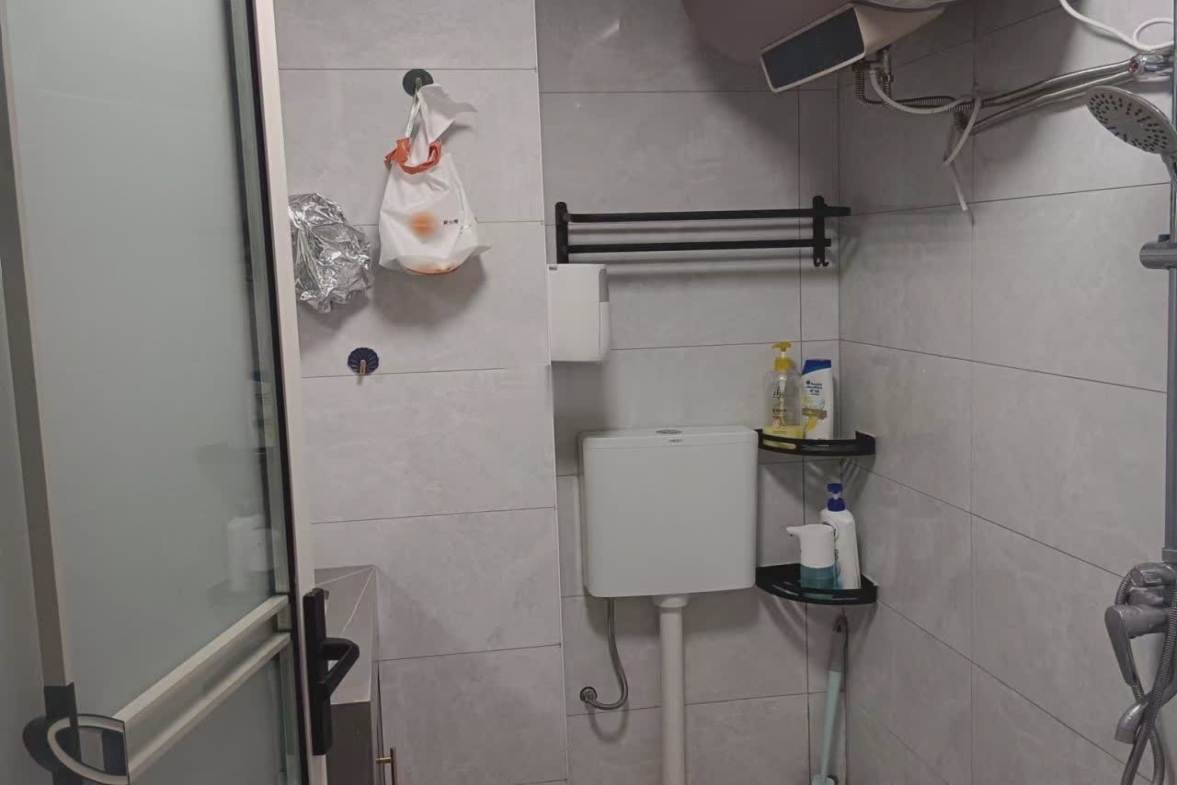 金河湾尚品  1室1厅1卫    1300.0元/月 金河湾尚品  1室1厅1卫    1300.0元/月室内图