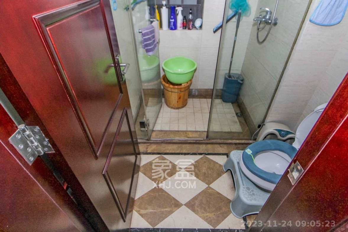 中海国际一期  3室2厅1卫    2000.0元/月室内图