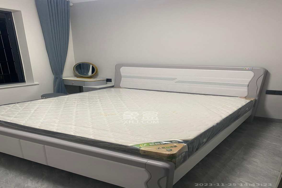 山水新城  1室1厅1卫    1800.0元/月室内图