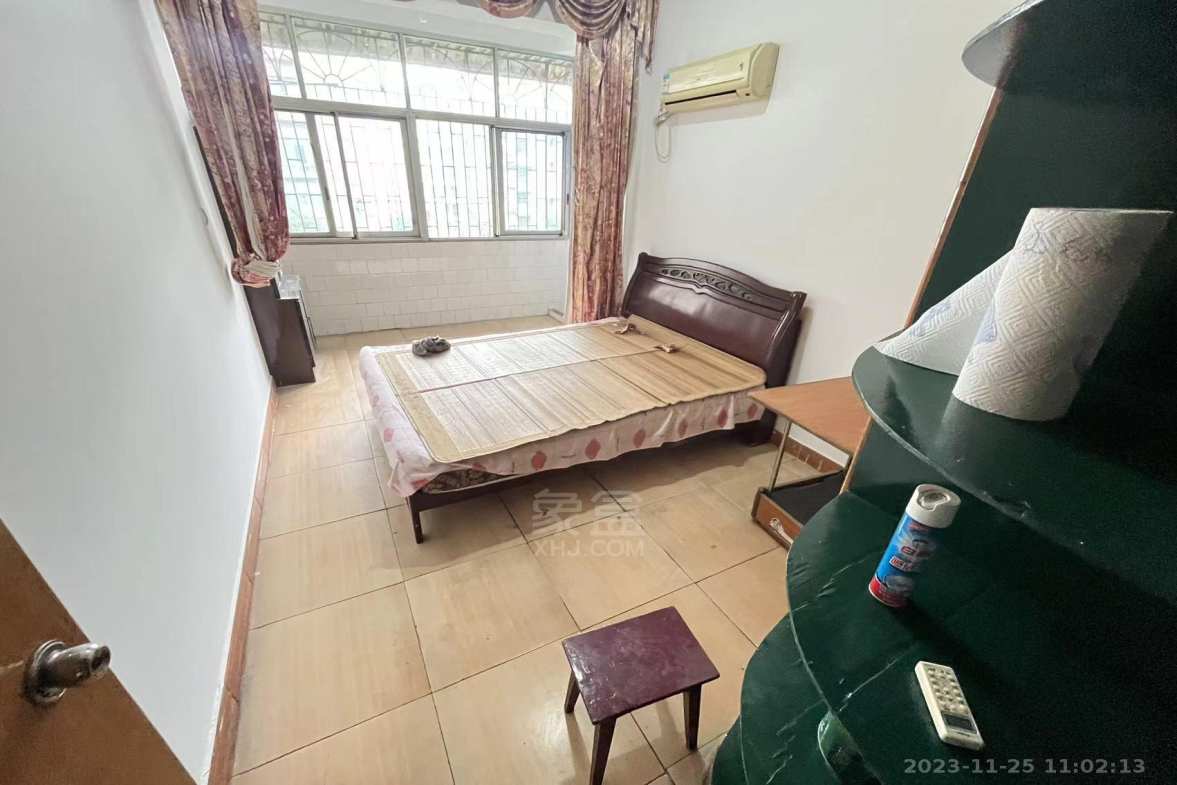 泰山办事处 3室2厅1卫 850.0元/月 泰山办事处 3室2厅1卫 850.0元/月室内图