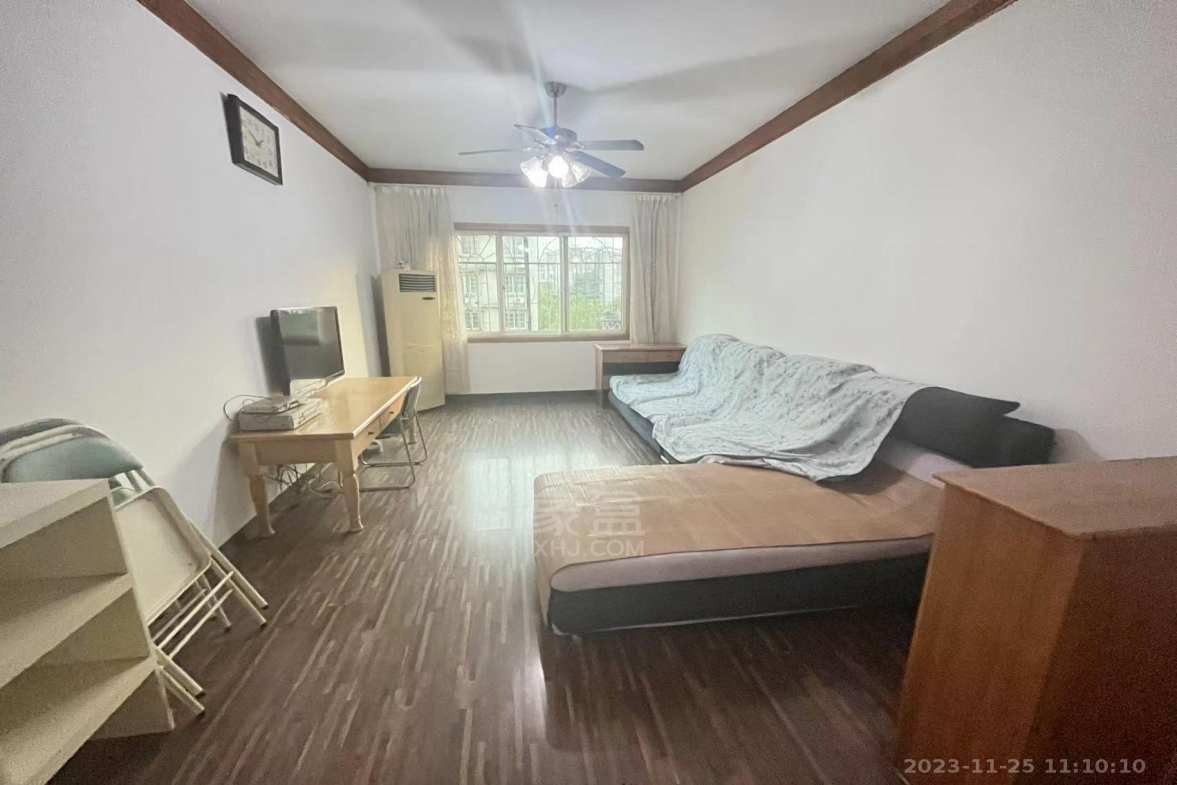 唐人神家园 3室1厅2卫 1300.0元/月 唐人神家园 3室1厅2卫 1300.0元/月室内图